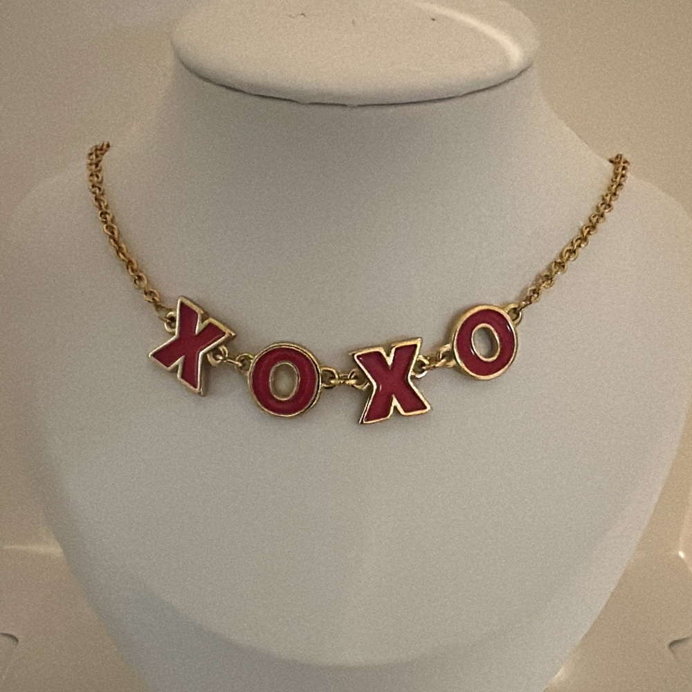 Gold XOXO Necklace